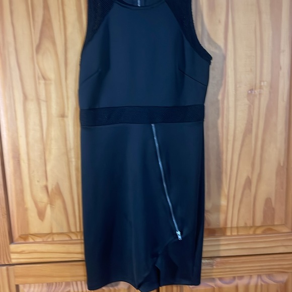 Monteau Dress - Picture 2 of 4